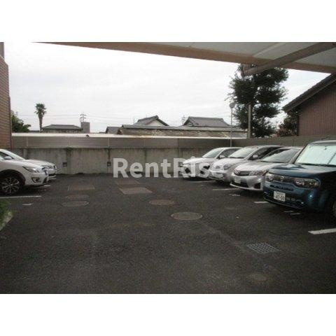 コントレール桜の駐車場