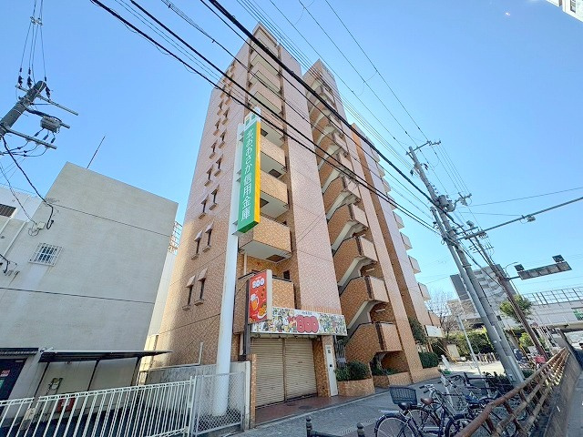 ダイアパレス塚本の外観