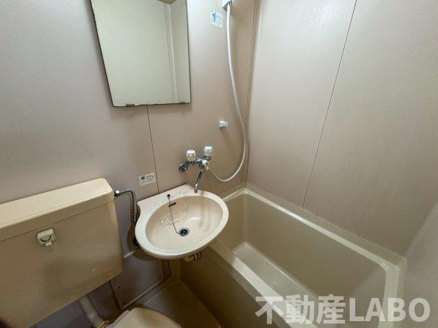 ロイヤルパレス東住吉の洗面所