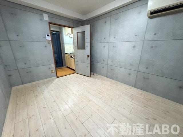 ロイヤルパレス東住吉の洋室