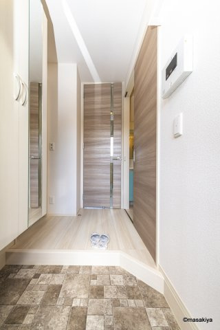 グリーンテラス長野駅東口の玄関