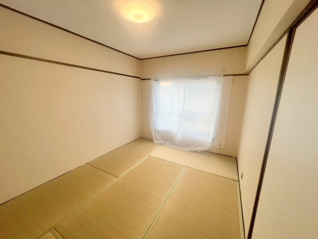 第一中村ビルの和室