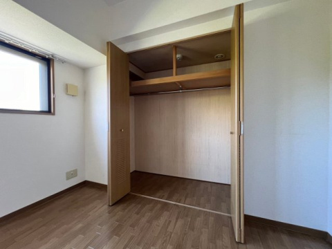 ヴェルファーレ南茨木の収納