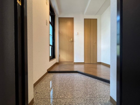 ヴェルファーレ南茨木の玄関