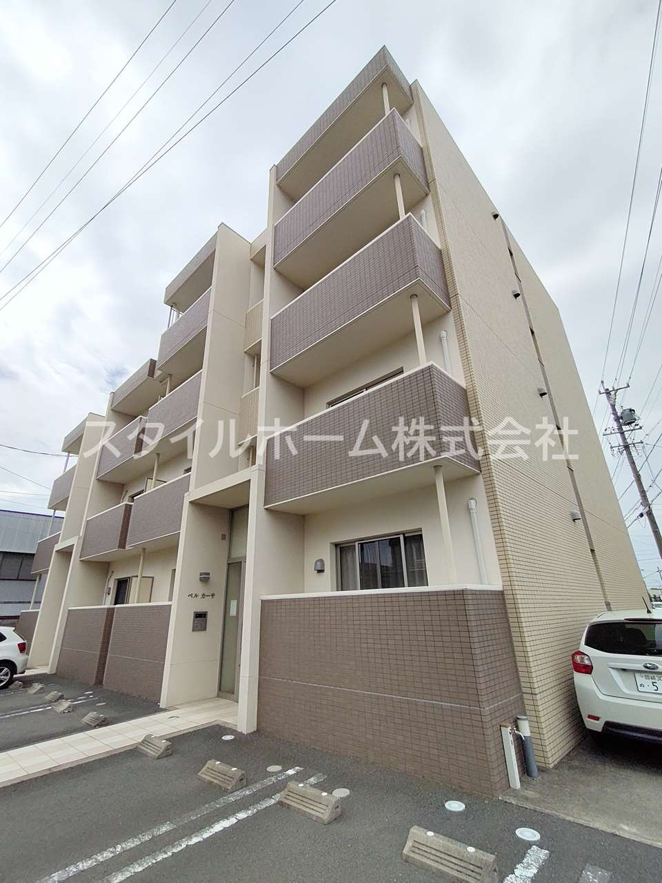 ベルカーサの外観