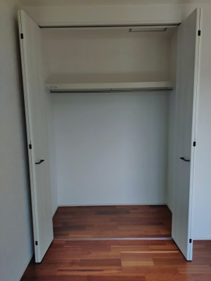 【洋室】 | 高知市鴨部高町　新築売家　4LDK