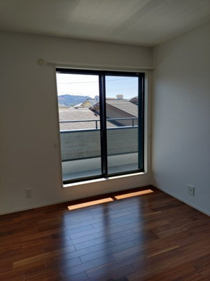 【寝室】 | 高知市鴨部高町　新築売家　4LDK