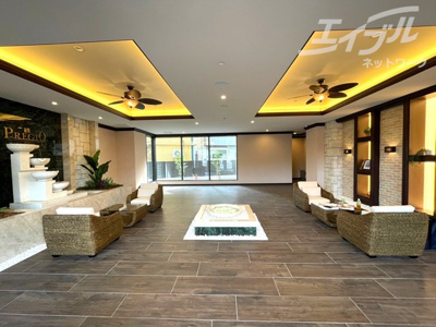 【エントランス】 | プレジオ三国アジアン