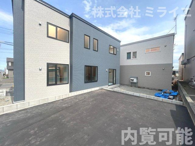 【新築戸建】札幌市豊平区福住2条9丁目1棟の駐車場