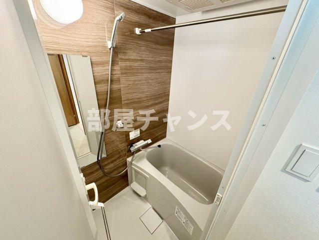 ディアレイシャス丸の内の浴室
