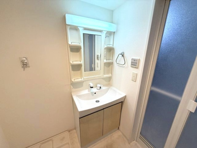 【洗面所】 | ラ・ファミーユ