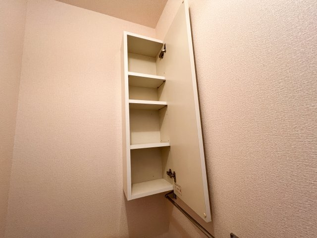 リビングタウン北川添 B棟のトイレ