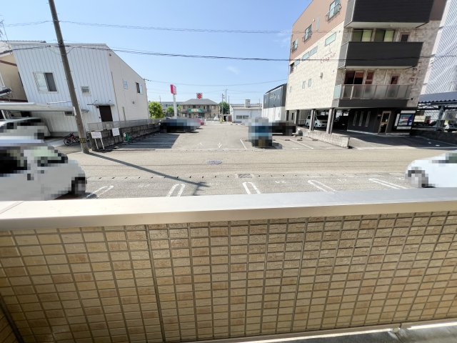 リビングタウン北川添 B棟の展望