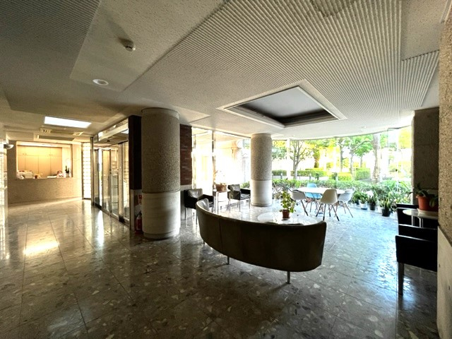 湘南タワーズのエントランス|エントランス