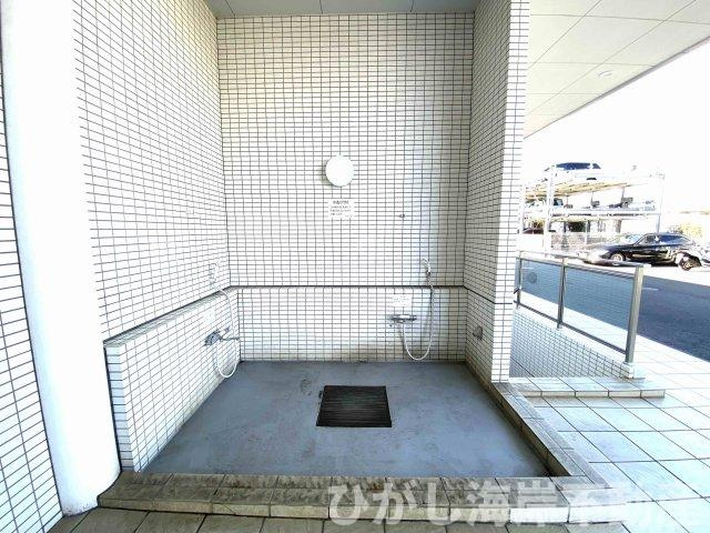 リステージ茅ヶ崎ツインマークスのその他共用部分|外用シャワー