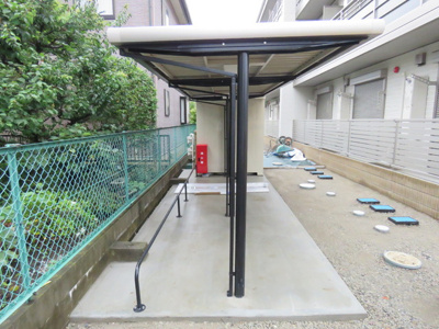 屋根付き駐輪場