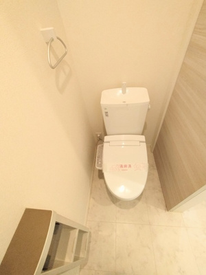 洗浄便座付トイレです♪