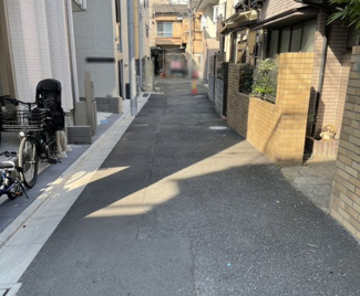 【前面道路含む現地写真】