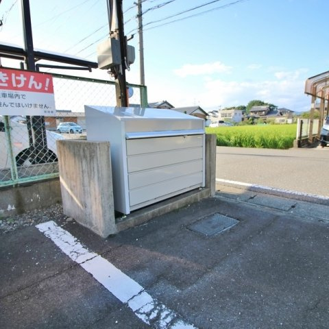 メゾンＹＫのその他|ゴミ置場