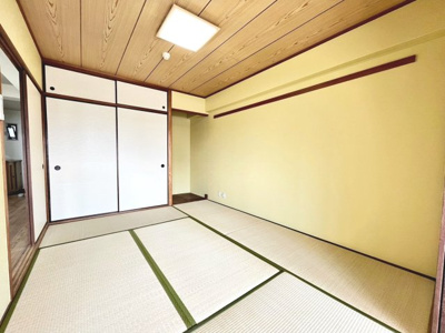 【和室】 | シャルマンコーポ松之浜 | 和室は約6帖。足を伸ばしてお寛ぎいただけます♪