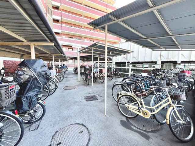 シャルマンコーポ松之浜の駐輪場|駐輪場のご利用条件等はお問い合わせください♪