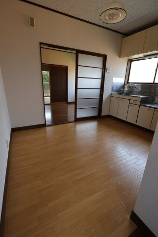 コーポ共栄Ⅱの居間・リビング