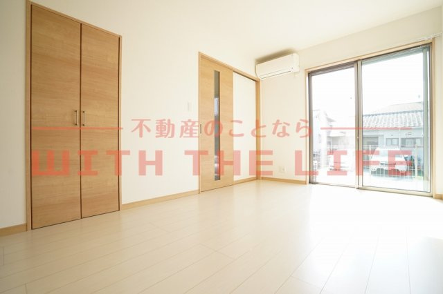 エスカレント広川【キャッシュバック対象物件】の居間・リビング|おしゃれな居間です