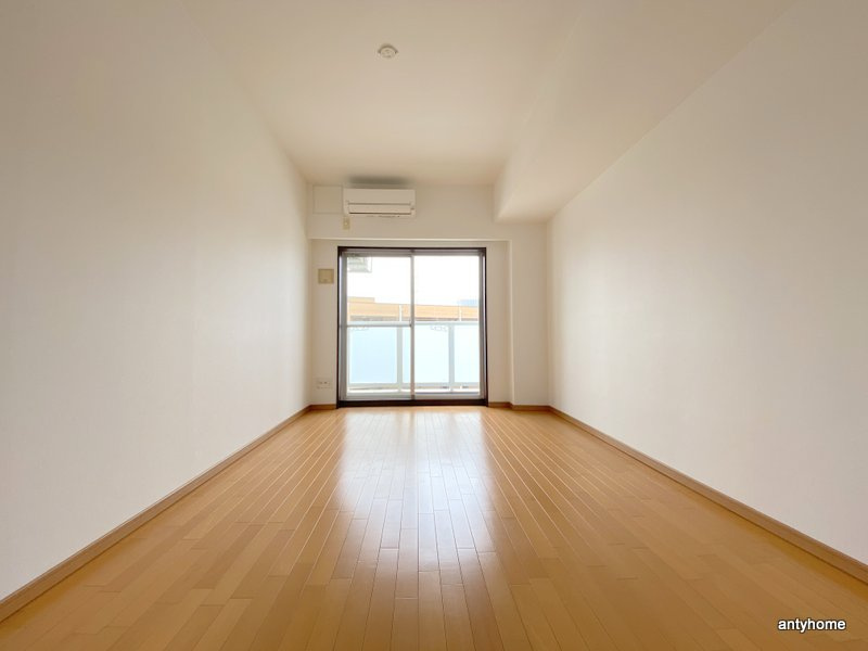 ディナスティ玉造の居間・リビング