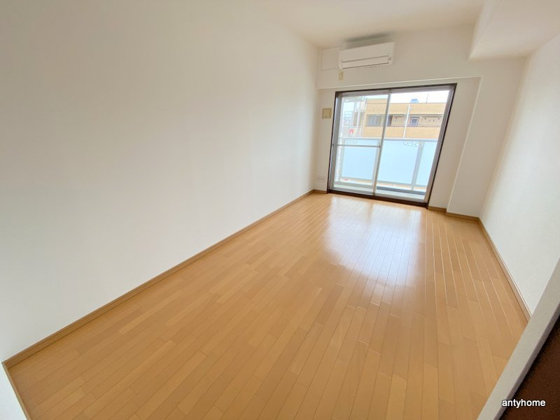 ディナスティ玉造の寝室