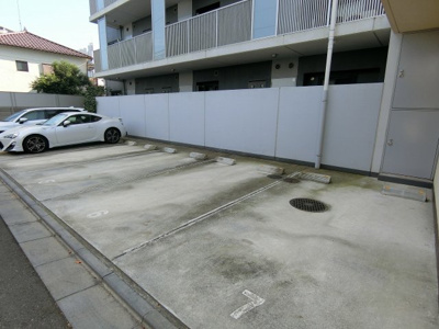 【駐車場】 | PionePione(ピオーネピオーネ)