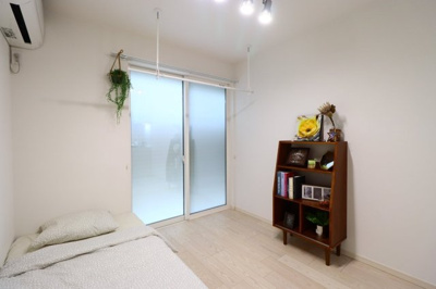 【洋室】 | 美山HOUSE | 家具・小物はイメージです