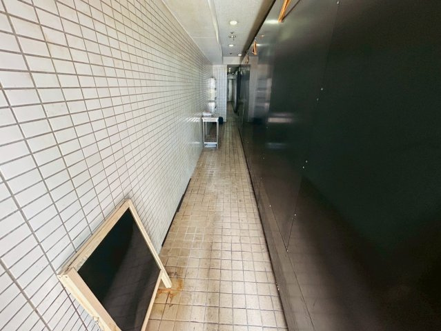 大野屋ビルの内装