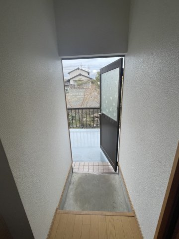 田町N借家　８DKのキッチン|勝手口