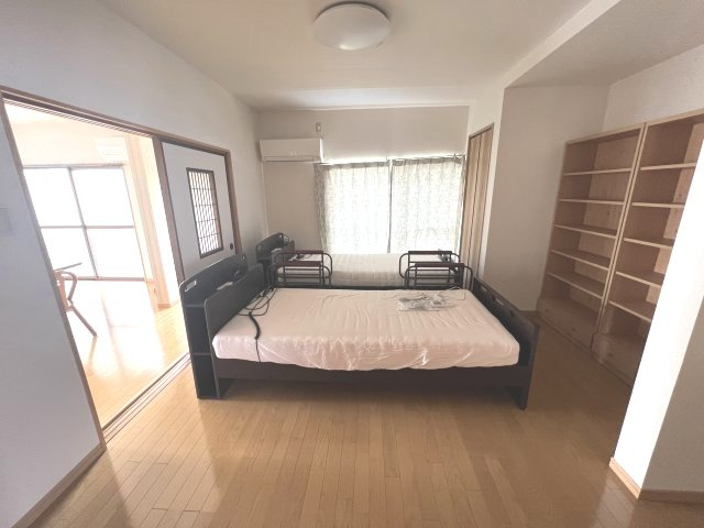 田町N借家　８DKの洋室|2F８帖