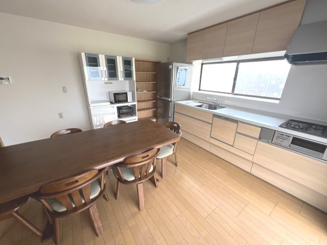 田町N借家　８DKのキッチン