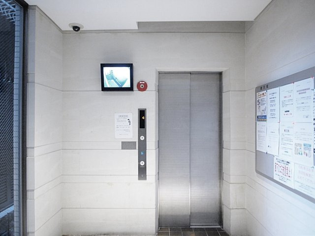 エステムプラザ難波ＥＡＳＴⅡブレストのロビー