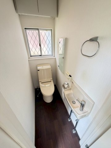 彩都あさぎ２丁目戸建のトイレ