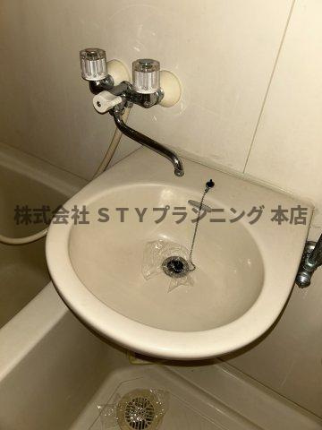 仲介手数料０円！アーバン18の洗面所