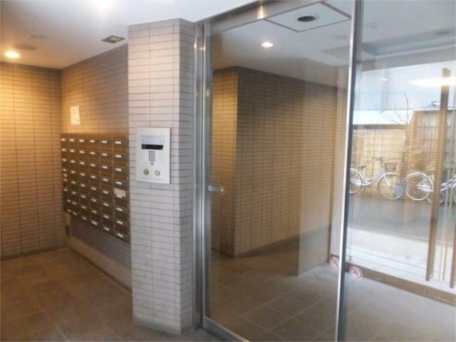 Ｒｉｓｉｎｇｐｌａｃｅ上野松が谷のエントランス