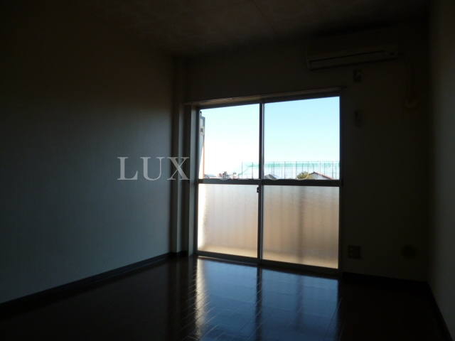 【洋室】 | ハイツしんみせ