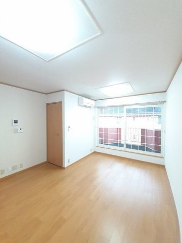 パストラルＡの居間・リビング