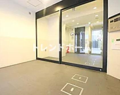 ネクストステージ本町のエントランス|選べる家電プランあり！！