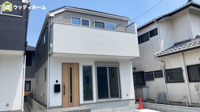 越谷市上間久里1期　新築一戸建て　2号棟の外観