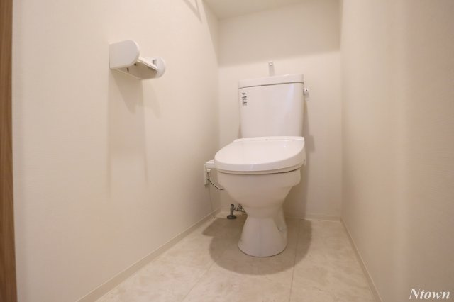 【トイレ】 | ディアレイシャス丸の内 | ゆったりとした空間のトイレです