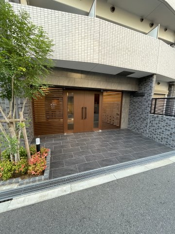 【エントランス】