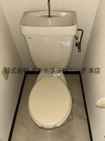 仲介手数料０円！アーバンポイント川名本町のトイレ