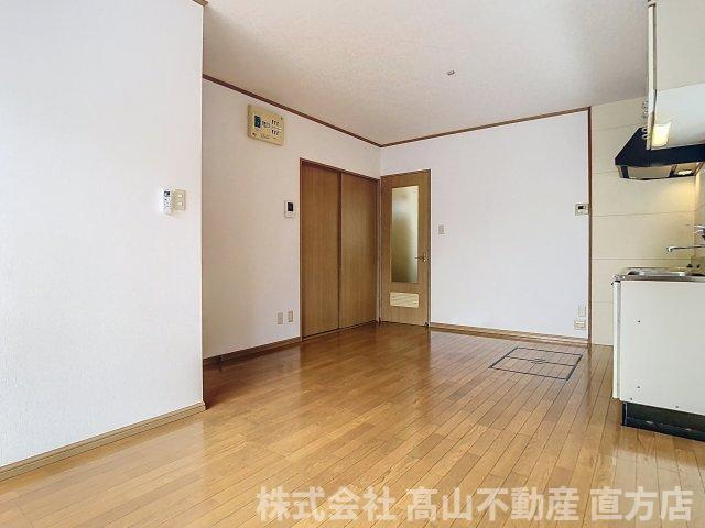 グランドソレーユⅣの居間・リビング