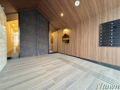 【エントランス】 | T’s RESIDENCE NAGOYA | 建物の内部です