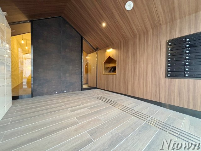 【エントランス】 | T’s RESIDENCE NAGOYA | 建物の内部です