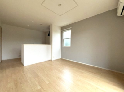 【居間・リビング】 | ロータス南島田Ａ